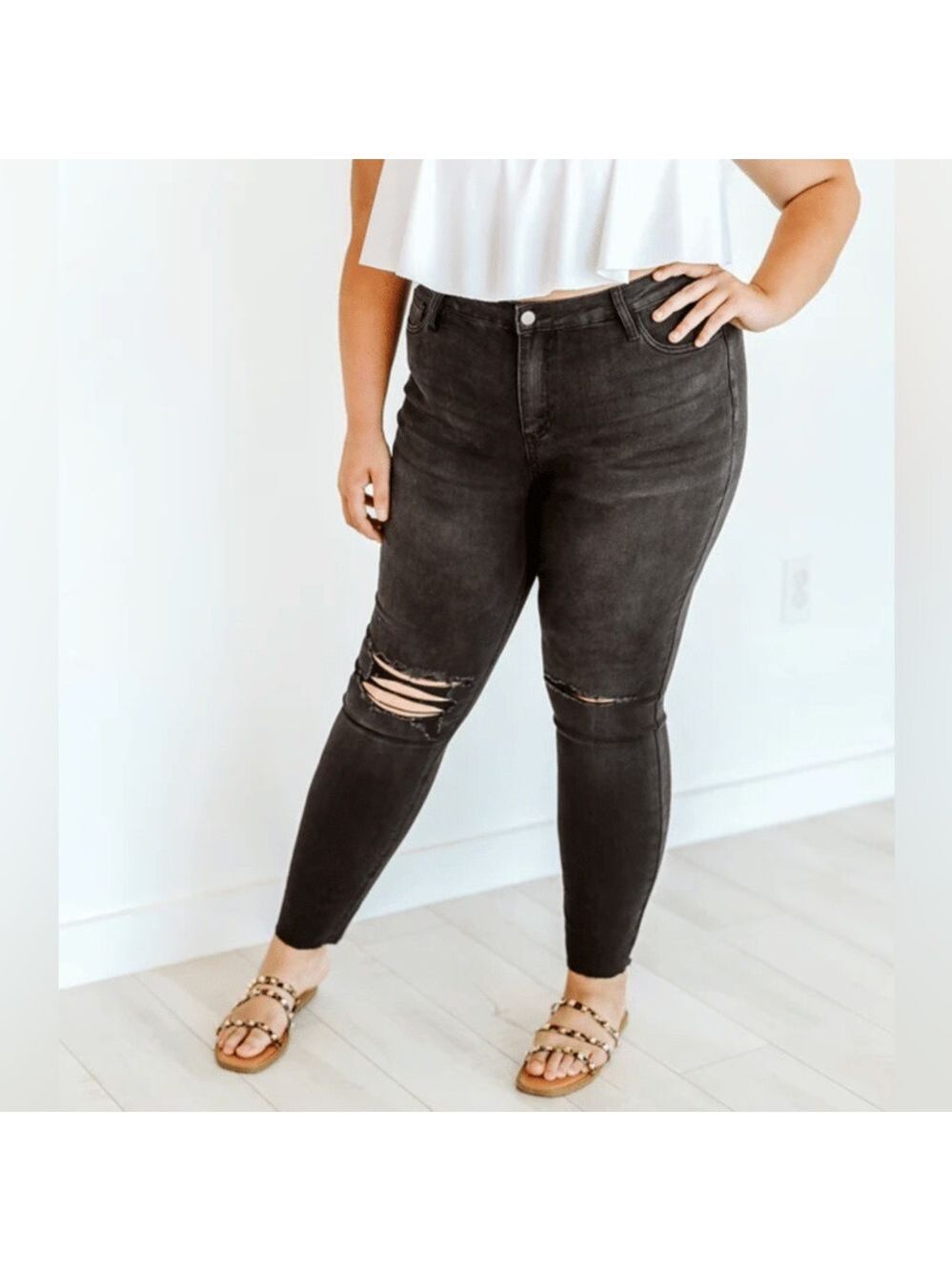 NWT Glitzy Girlz Classic Black Skinny Jeans - Plus Size 26 or 28
